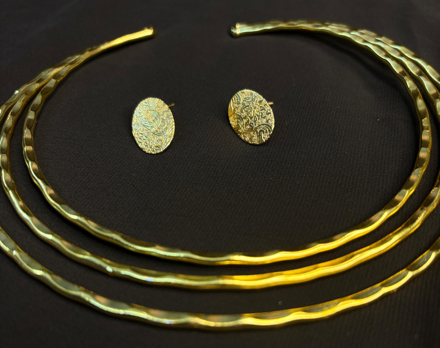 Golden Harmony Jewelry Set