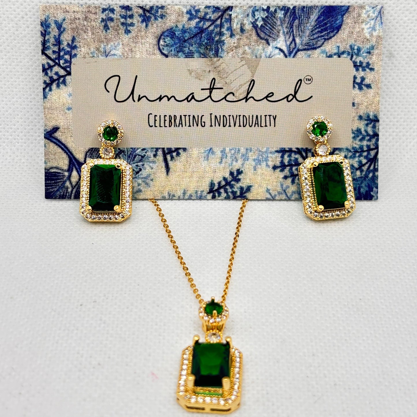 Emerald Enchantment Necklace