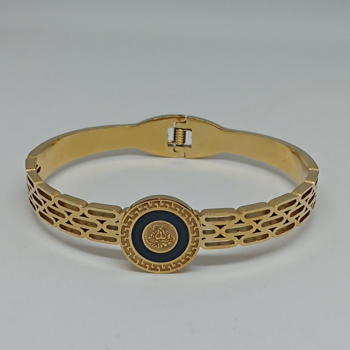 Round Watch Dial Luxury Bracelet